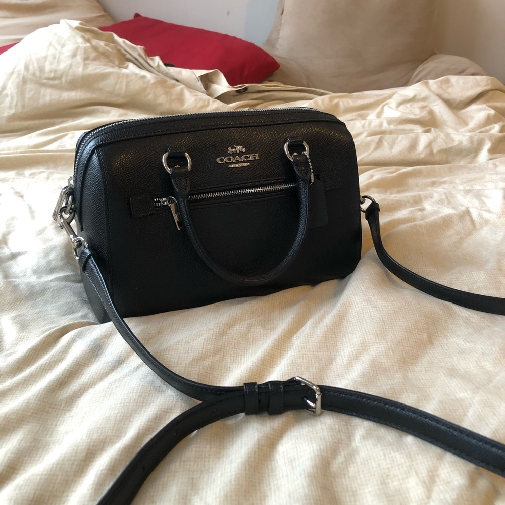 Coach crossbody or shoulder bag